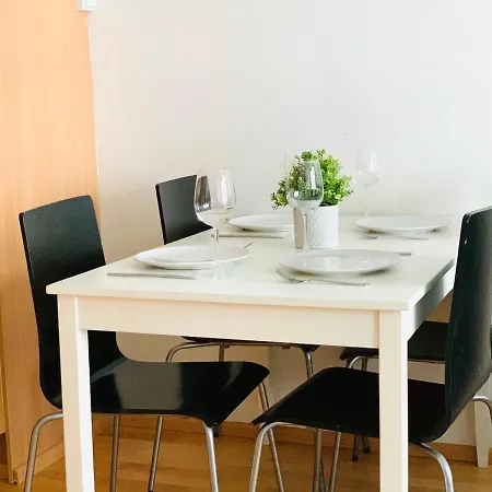 Finland Spacious Downtown - One Bedroom, Private Sauna And Great Location In Downtown *